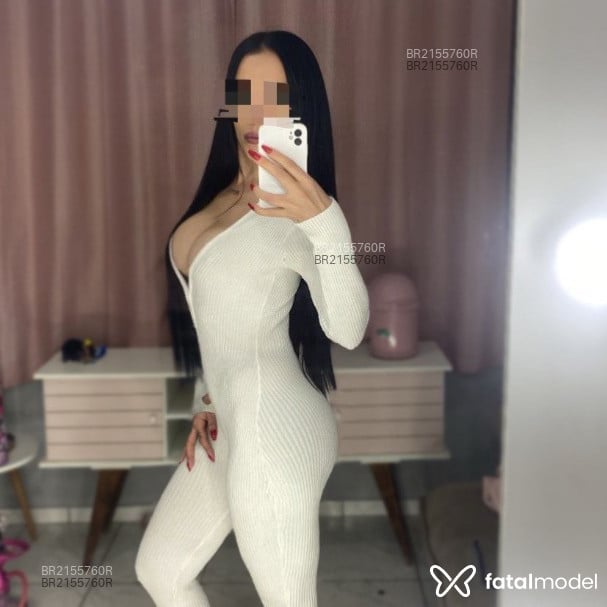 Acompanhante mulher morena (o) de olhos castanhos - Maite