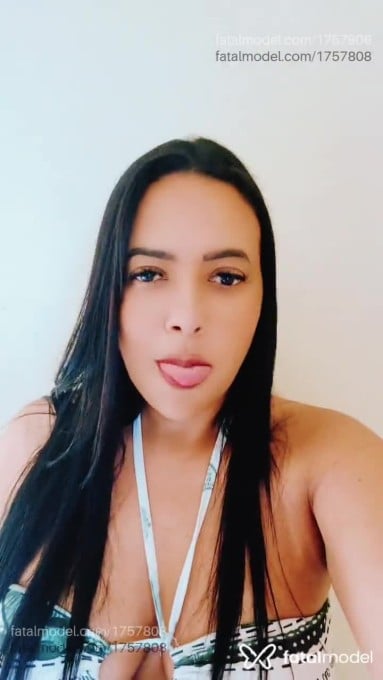 Acompanhante mulher morena (o) de olhos castanhos em Pará de Minas - Flavia Rios