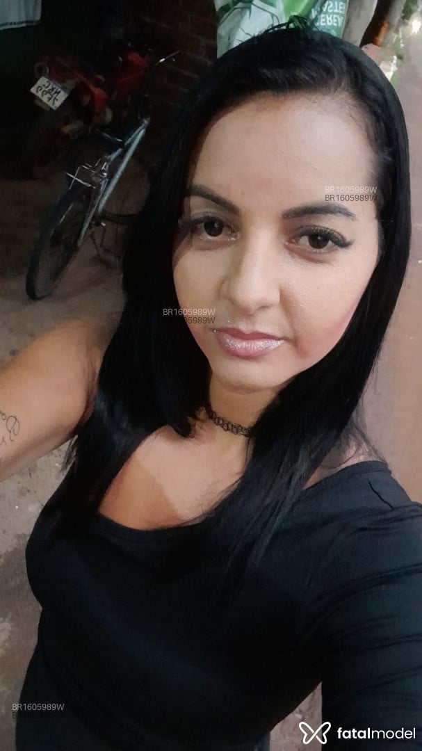 Acompanhante mulher morena (o) de olhos castanhos em Iporá Acompanhante mulher morena (o) de olhos castanhos em Iporá - Thaís