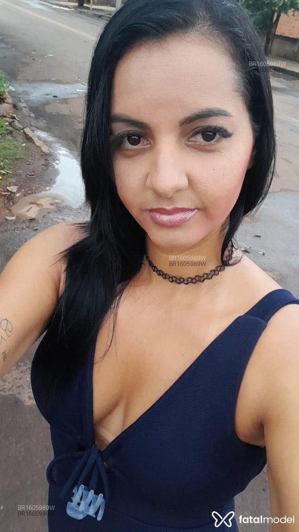 Acompanhante mulher morena (o) de olhos castanhos em Iporá Acompanhante mulher morena (o) de olhos castanhos em Iporá - Thaís