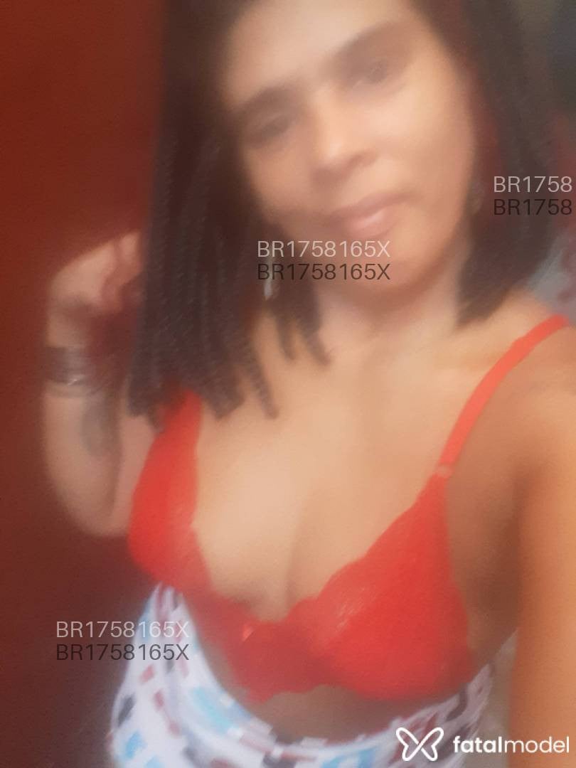 Acompanhante mulher com cabelo castanho de olhos castanhos em Angra dos Reis - Cindy
