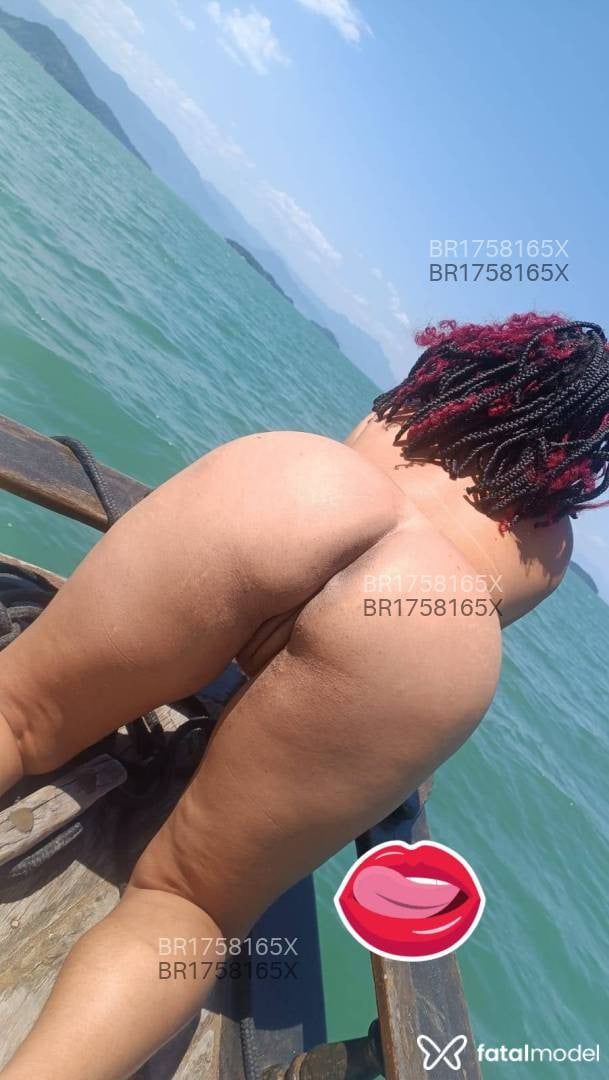 Acompanhante mulher com cabelo castanho de olhos castanhos em Angra dos Reis - Cindy