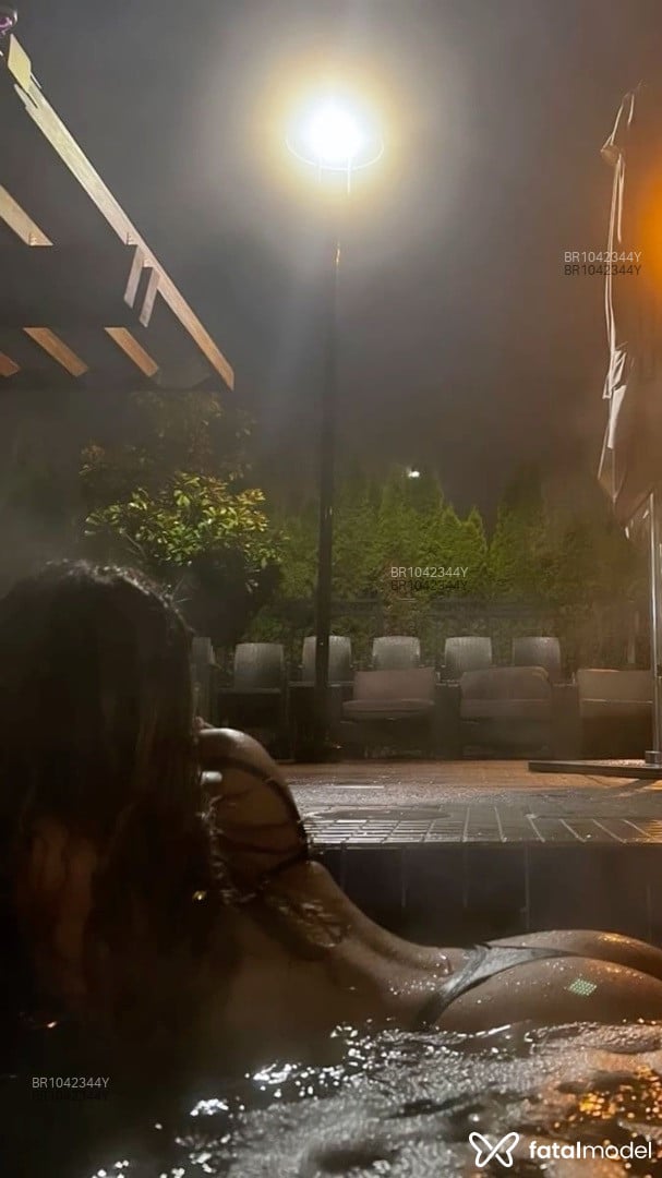 Acompanhante mulher com cabelo castanho de olhos mel em Novo Repartimento - Milena Souza