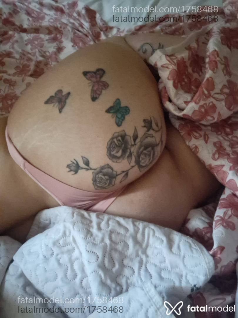 Acompanhante mulher morena (o) de olhos pretos - Clarice
