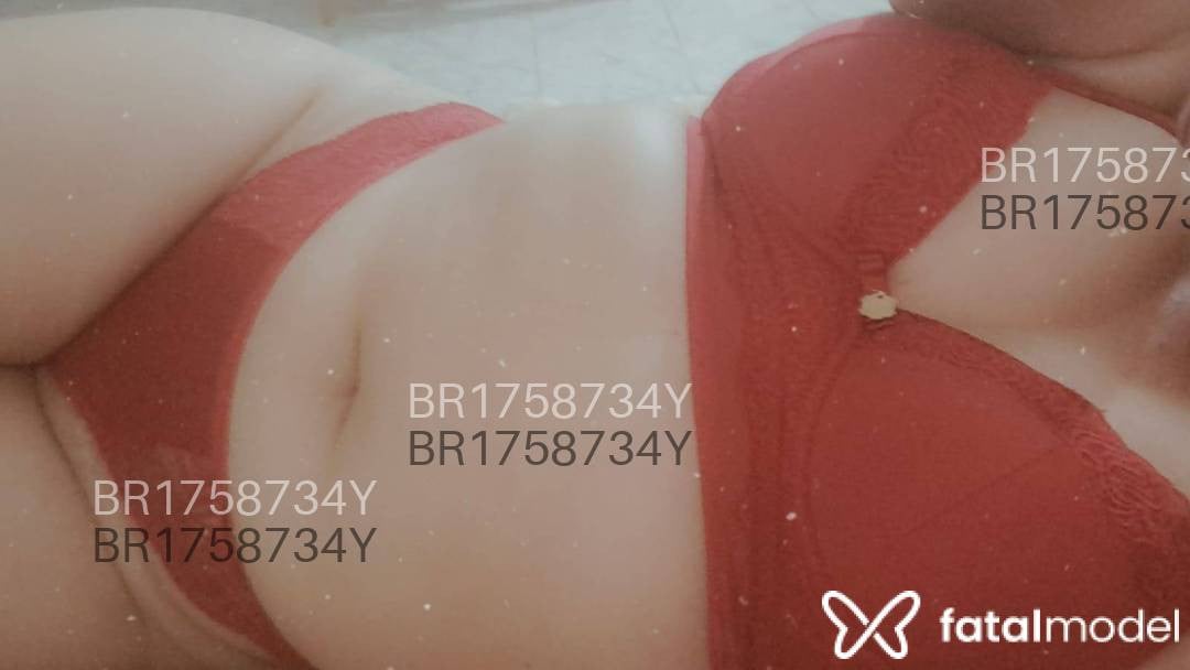 Acompanhante mulher com cabelo castanho de olhos castanhos em Registro Acompanhante mulher com cabelo castanho de olhos castanhos em Registro - Camila Vaz