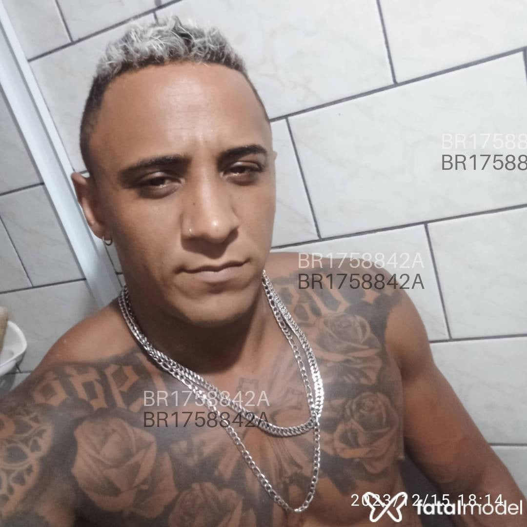 Acompanhante homem morena (o) de olhos castanhos em Ubatuba - Walison Fernandes 