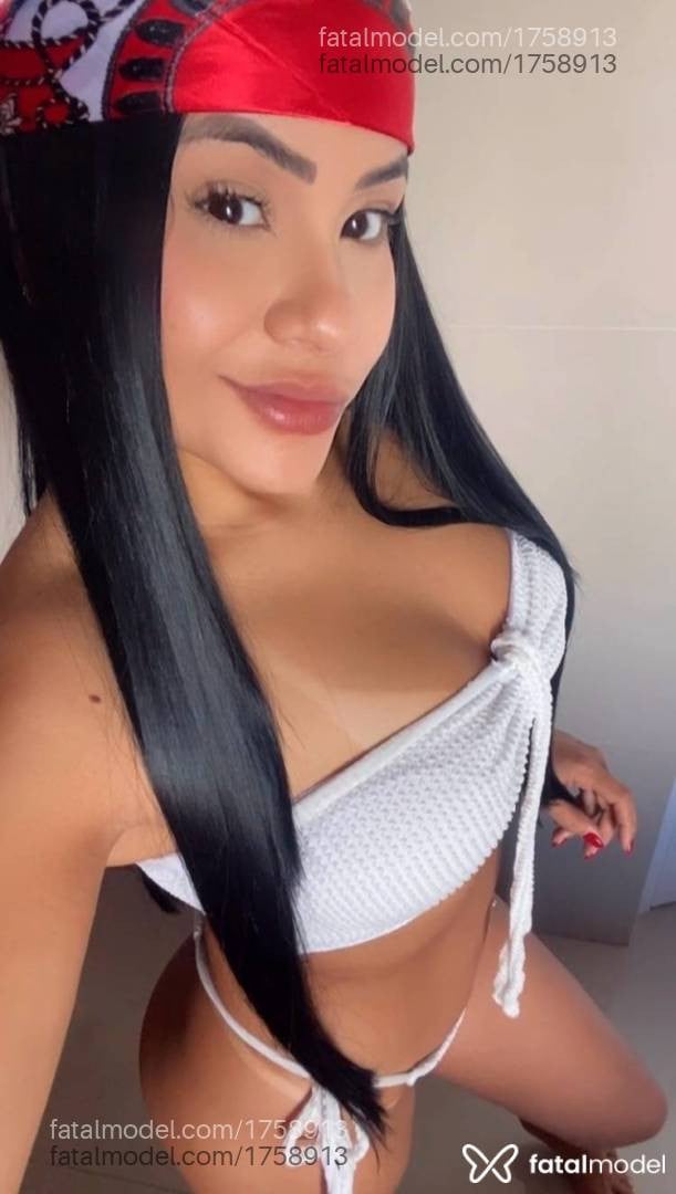 Acompanhante mulher morena (o) de olhos castanhos - Rebeca