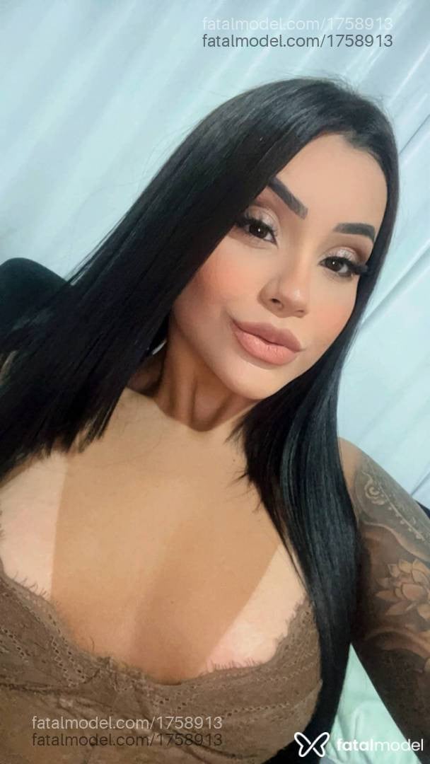 Acompanhante mulher morena (o) de olhos castanhos - Rebeca