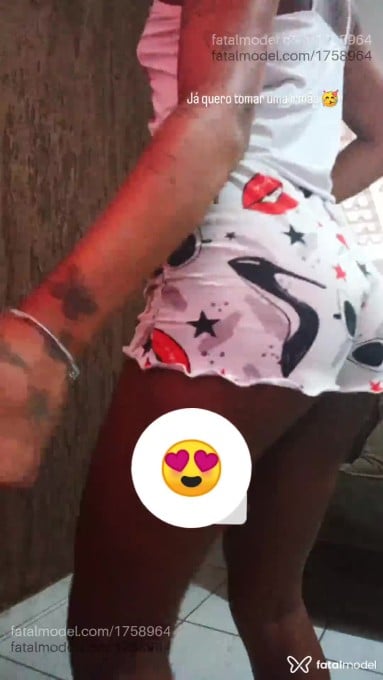 Acompanhante mulher trans morena (o) de olhos castanhos em Bauru Acompanhante mulher trans morena (o) de olhos castanhos em Bauru - Pérola