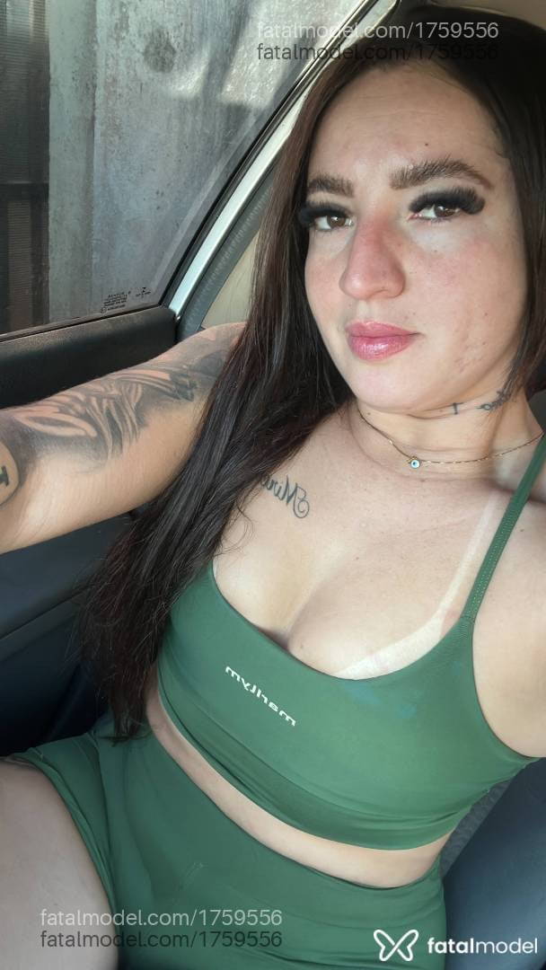 Acompanhante mulher morena (o) de olhos castanhos - Júlia Martins