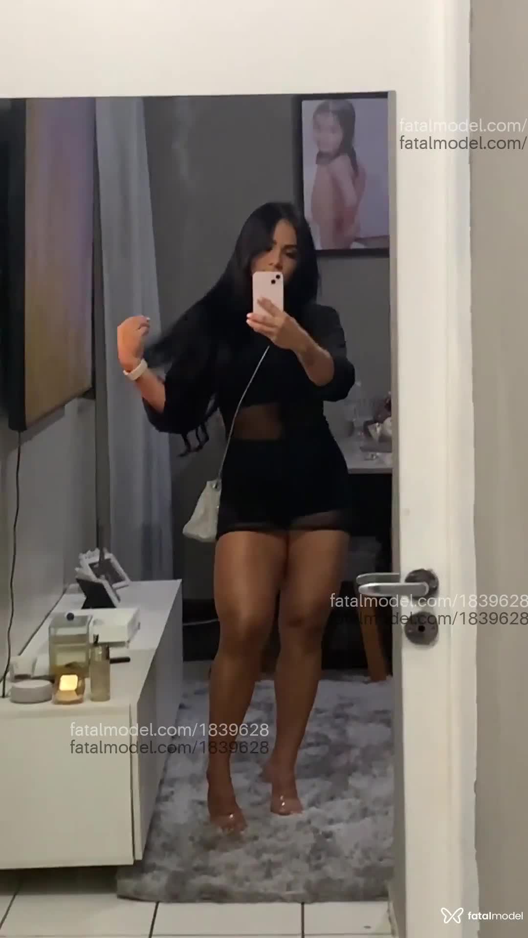 Acompanhante mulher morena (o) de olhos pretos em Belém - Priscila
