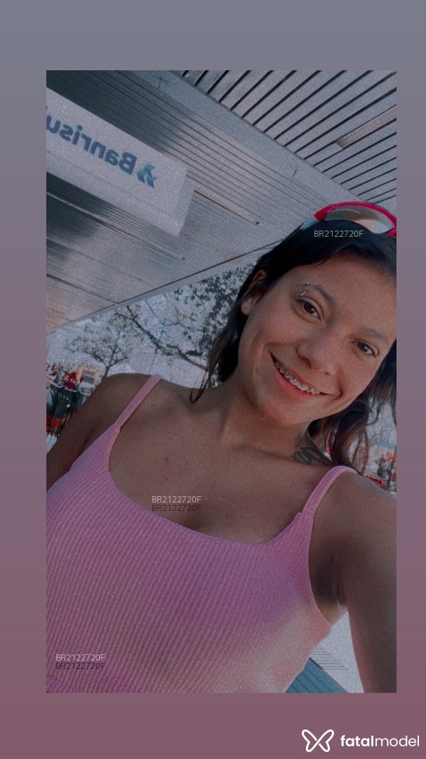 Acompanhante mulher morena (o) de olhos pretos em Santa Maria - Eduarda Alves