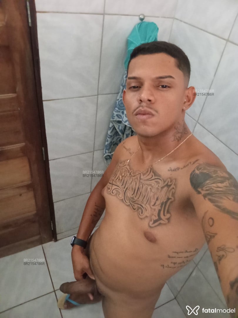 Acompanhante homem morena (o) de olhos castanhos em Açu - Manuell