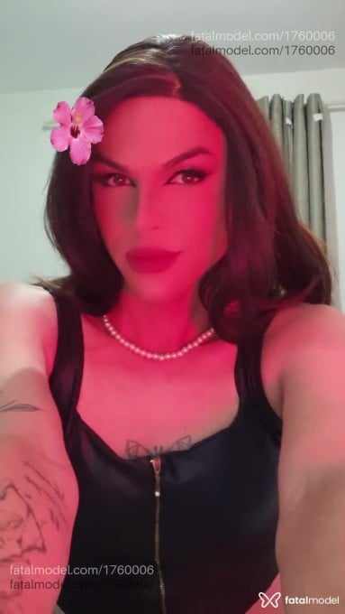 Acompanhante mulher trans morena (o) de olhos mel em João Pessoa - Isabella