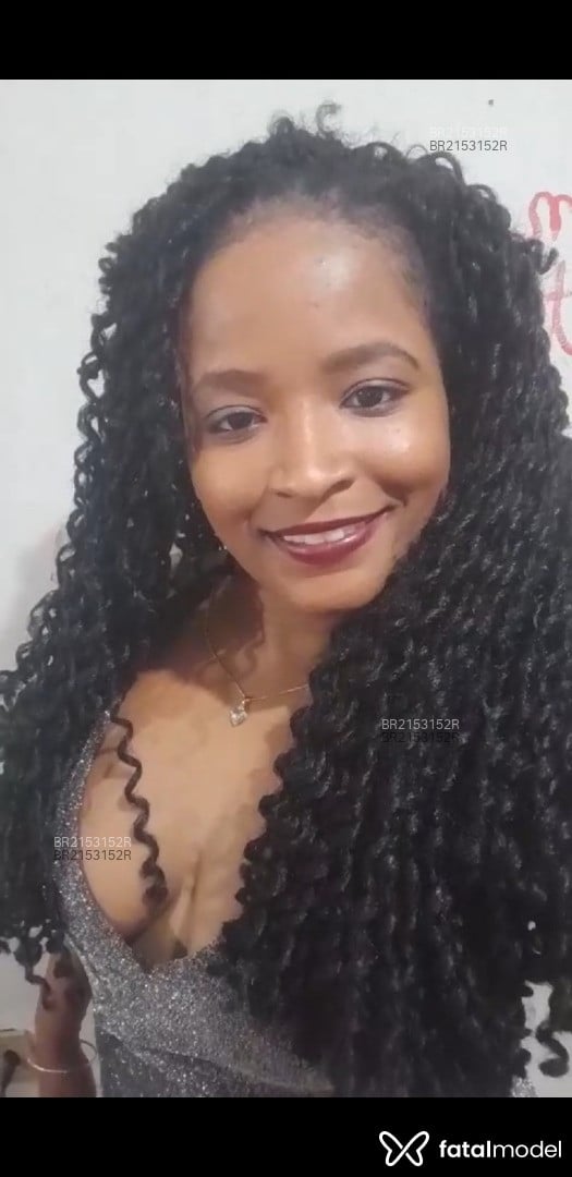 Acompanhante mulher morena (o) de olhos castanhos em Sorriso Acompanhante mulher morena (o) de olhos castanhos em Sorriso - Morena