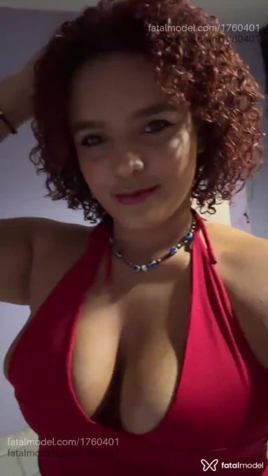 Acompanhante mulher com cabelo castanho de olhos castanhos em Araxá Acompanhante mulher com cabelo castanho de olhos castanhos em Araxá - Fernanda