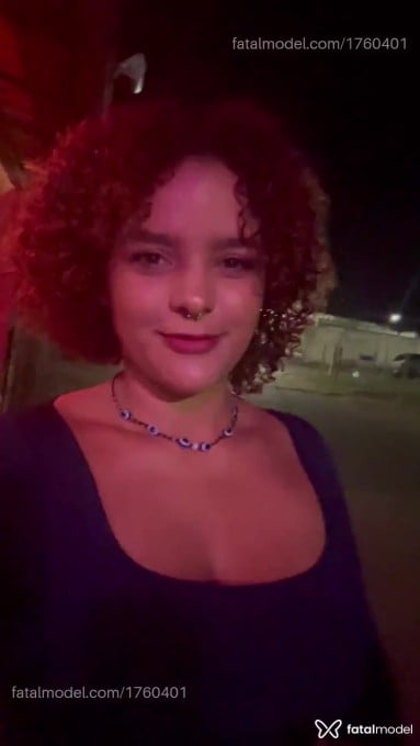 Acompanhante mulher com cabelo castanho de olhos castanhos em Araxá Acompanhante mulher com cabelo castanho de olhos castanhos em Araxá - Fernanda
