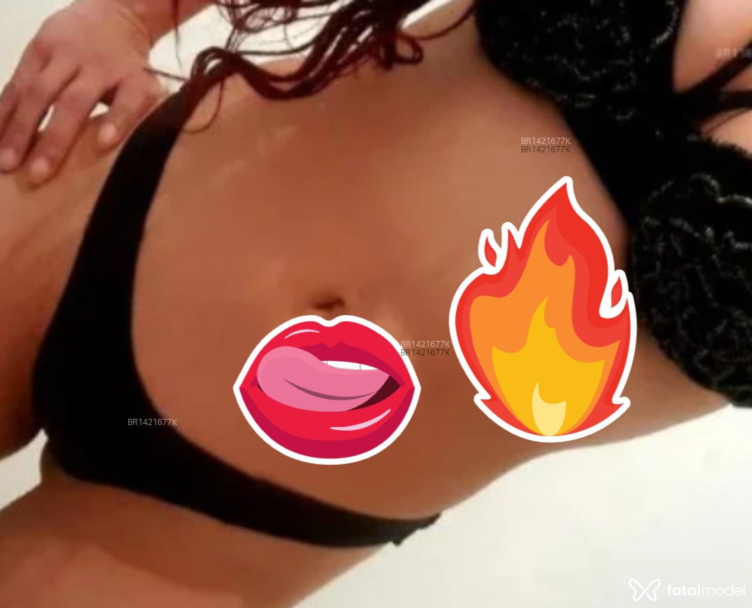 Acompanhante mulher ruiva (o) de olhos castanhos - Fernanda