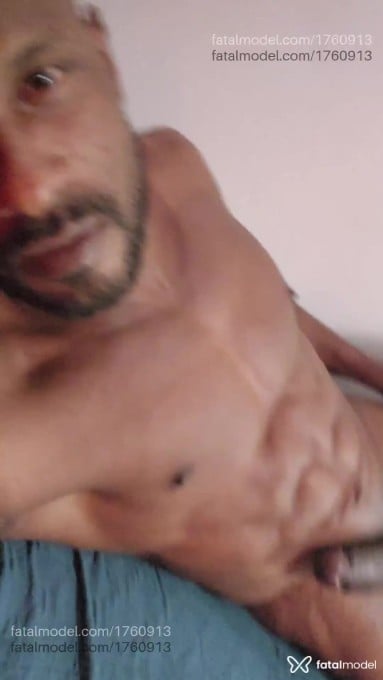 Acompanhante homem com cabelo castanho de olhos castanhos - Mayke Wíliam