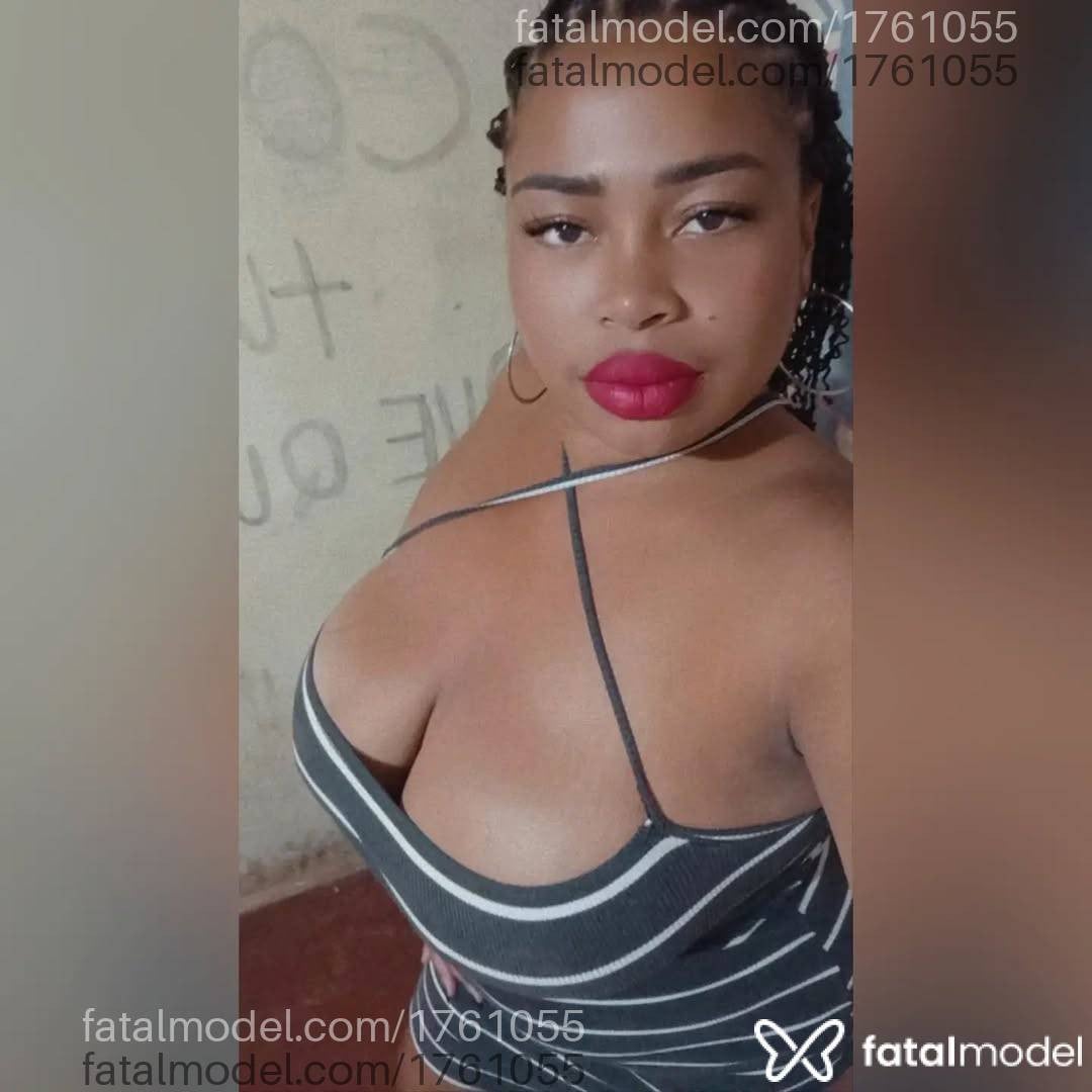 Acompanhante mulher com cabelo castanho de olhos castanhos - Nanda Souza