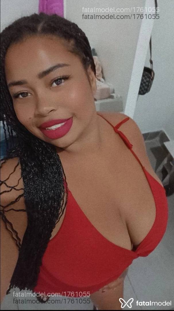 Acompanhante mulher com cabelo castanho de olhos castanhos - Nanda Souza