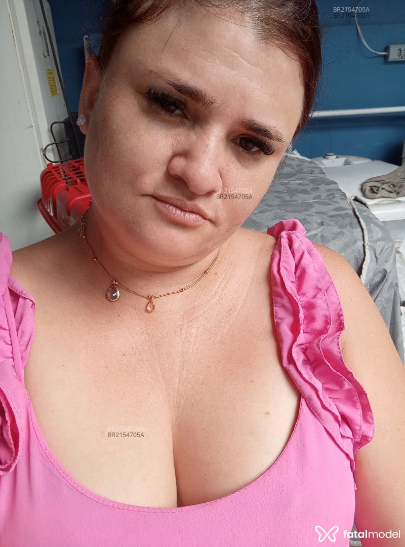 Acompanhante mulher ruiva (o) de olhos mel em Catalão - Lunna