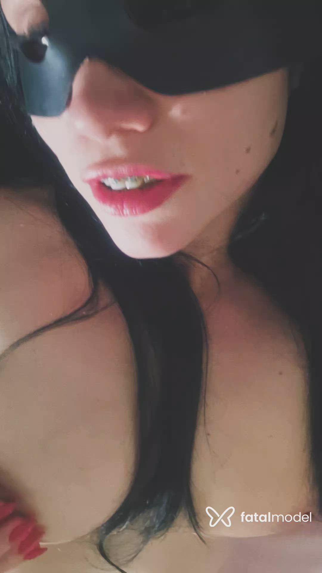 Acompanhante mulher morena (o) de olhos castanhos - Taylla Benetti