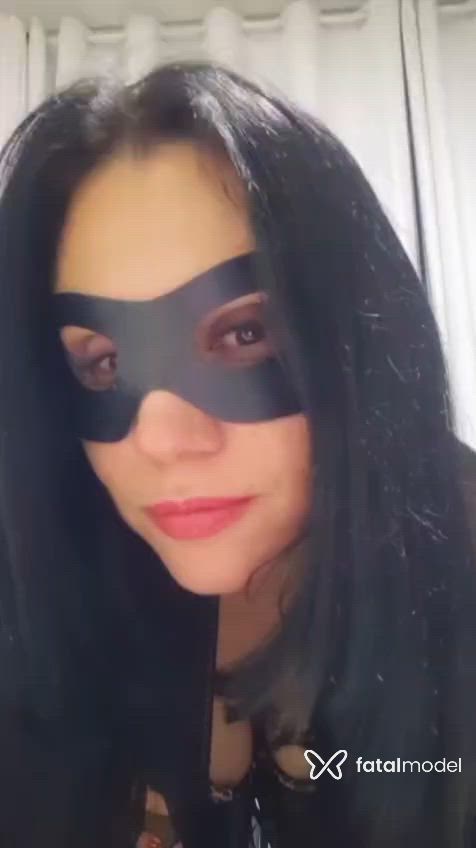 Acompanhante mulher morena (o) de olhos castanhos - Taylla Benetti