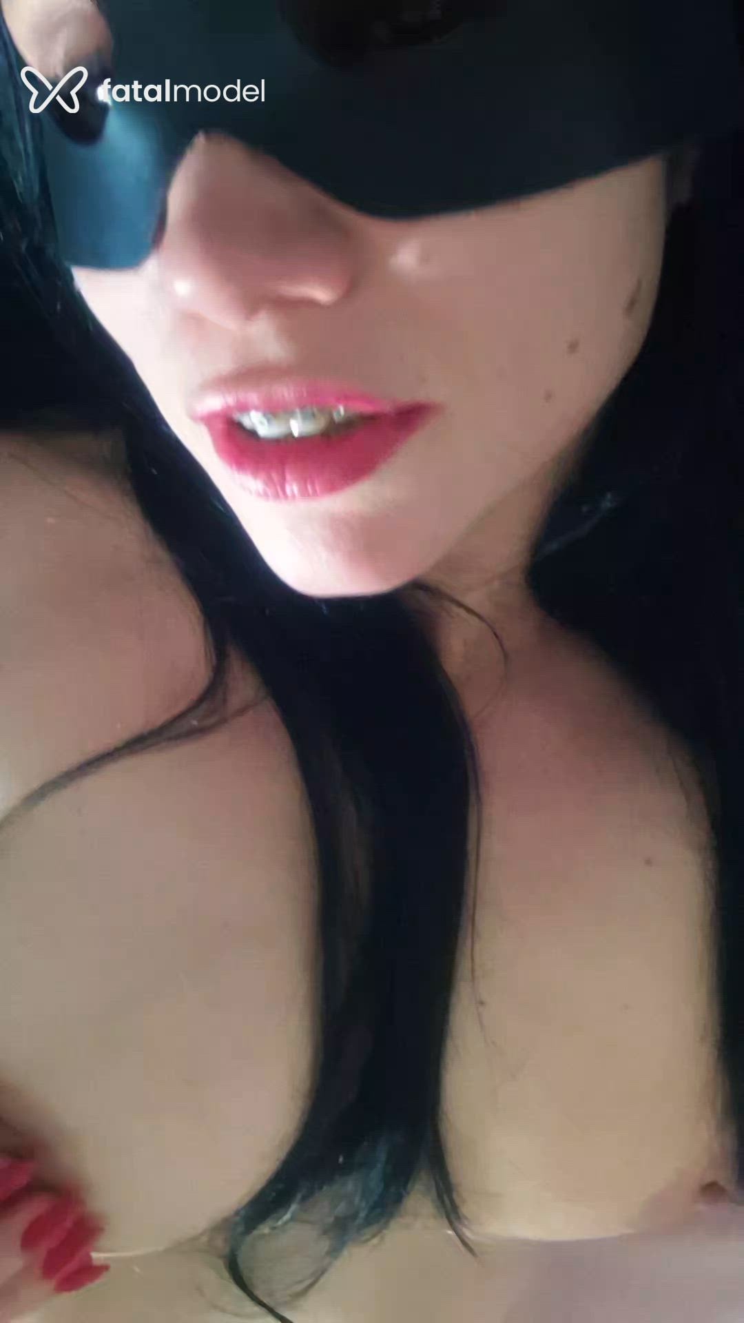 Acompanhante mulher morena (o) de olhos castanhos - Taylla Benetti