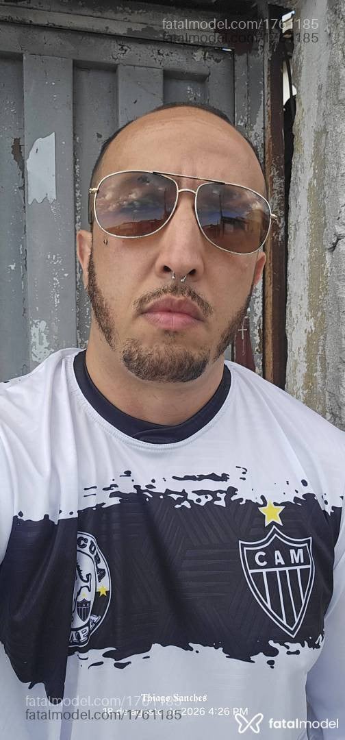 Acompanhante homem morena (o) de olhos castanhos - Thiago Sanches