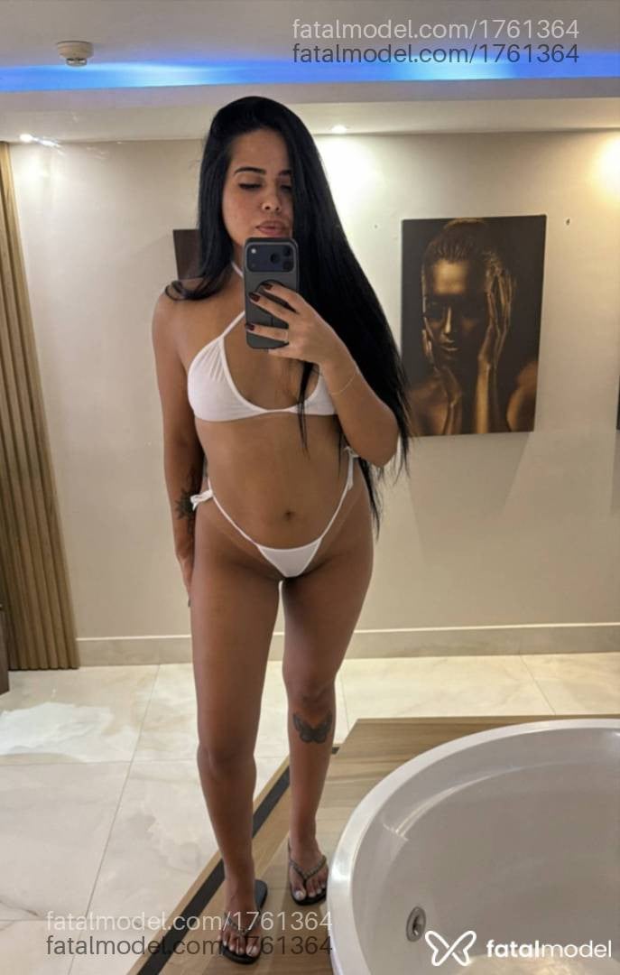 Acompanhante mulher morena (o) de olhos pretos - Ayla Matarazzo