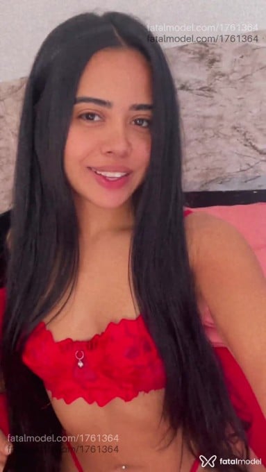 Acompanhante mulher morena (o) de olhos pretos em Mineiros - Ayla Matarazzo