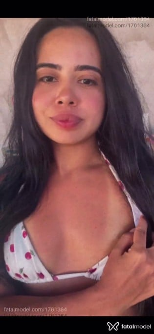 Acompanhante mulher morena (o) de olhos pretos em Mineiros - Ayla Matarazzo