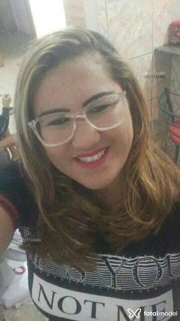 Acompanhante mulher loira (o) de olhos mel em Taboão da Serra - Keity Goiana