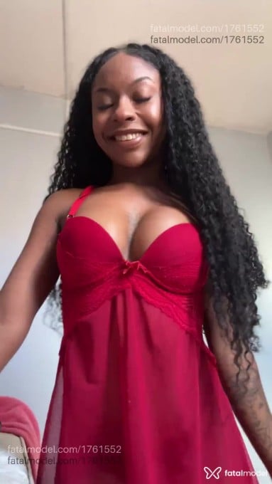 Acompanhante mulher morena (o) de olhos pretos em Porto Alegre - Jade