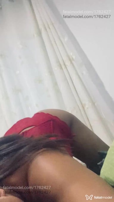 Acompanhante mulher morena (o) de olhos pretos em Arraial do Cabo - Letícia