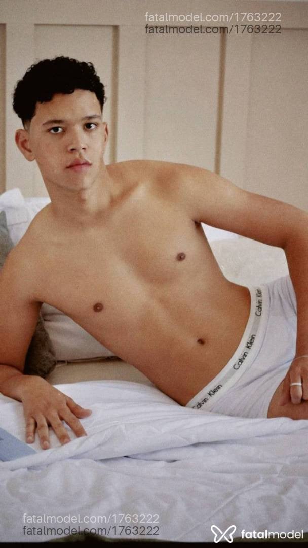 Acompanhante homem morena (o) de olhos pretos - Gabriel Souza
