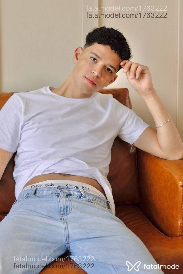 Acompanhante homem morena (o) de olhos pretos - Gabriel Souza