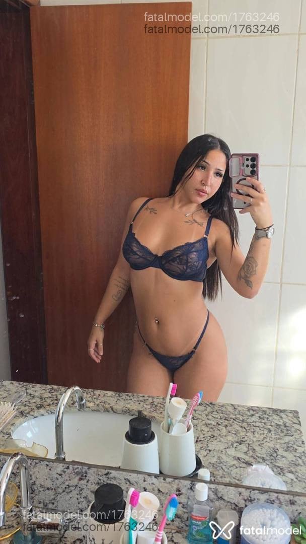 Acompanhante mulher morena (o) de olhos castanhos - Sophia Andrade