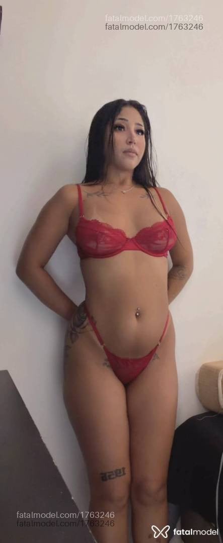 Acompanhante mulher morena (o) de olhos castanhos - Sophia Andrade