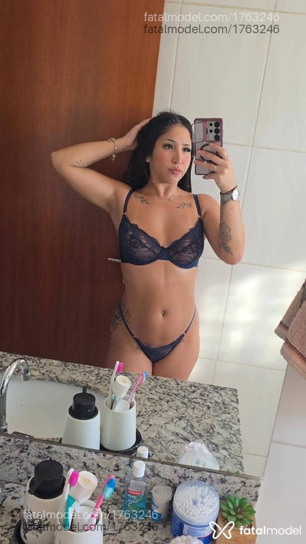 Acompanhante mulher morena (o) de olhos castanhos - Sophia Andrade
