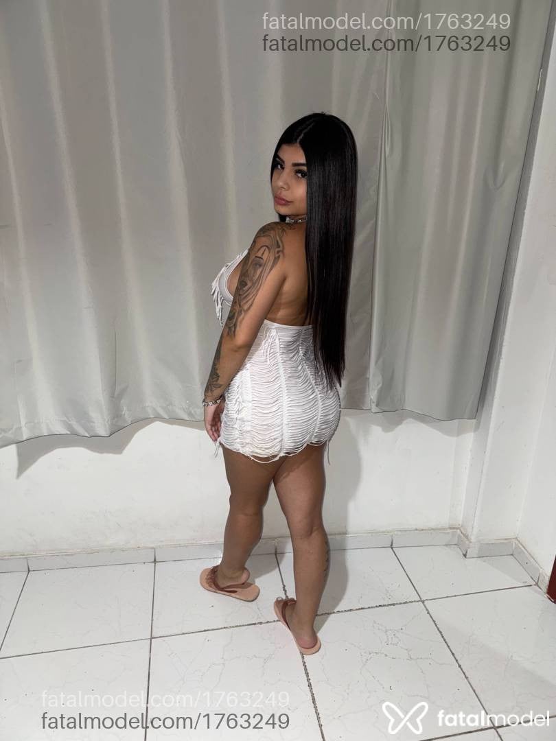 Acompanhante mulher morena (o) de olhos pretos em Pará de Minas - Julia Ferraz