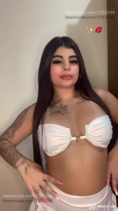 Acompanhante mulher morena (o) de olhos pretos em Pará de Minas - Julia Ferraz