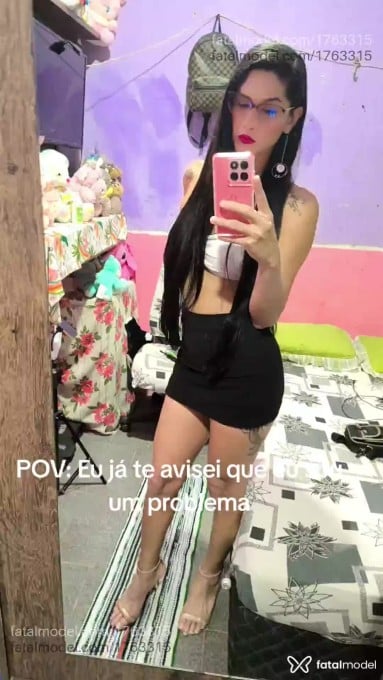 Acompanhante mulher trans morena (o) de olhos castanhos em Candeias do Jamari Acompanhante mulher trans morena (o) de olhos castanhos em Candeias do Jamari - Rayssa