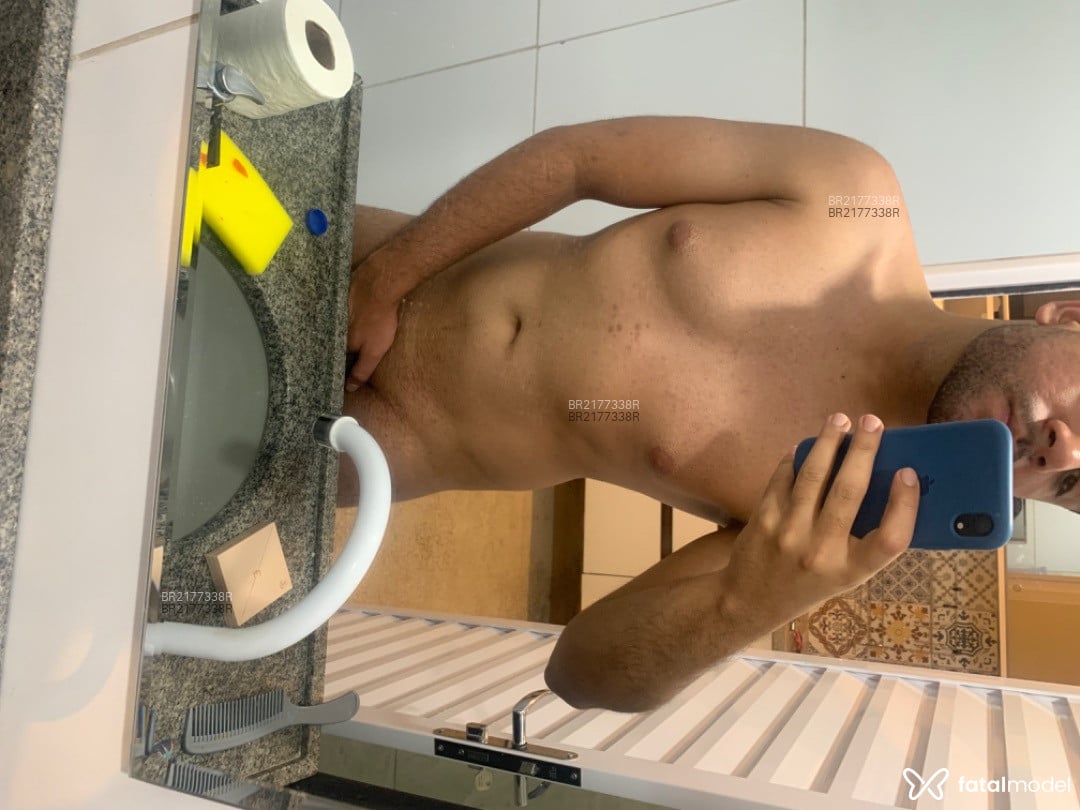 Acompanhante homem morena (o) de olhos pretos em Recife Acompanhante homem morena (o) de olhos pretos em Recife - Pedro