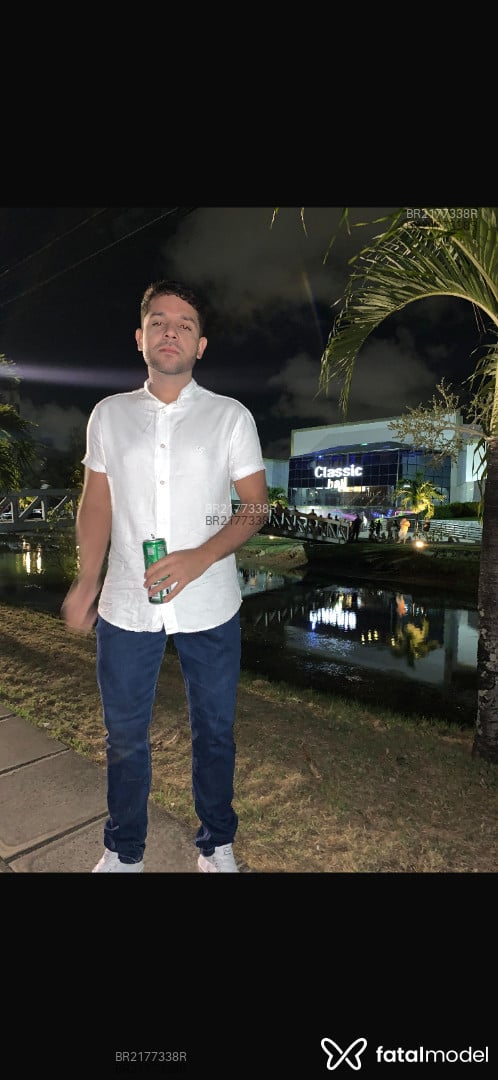 Acompanhante homem morena (o) de olhos pretos em Recife Acompanhante homem morena (o) de olhos pretos em Recife - Pedro