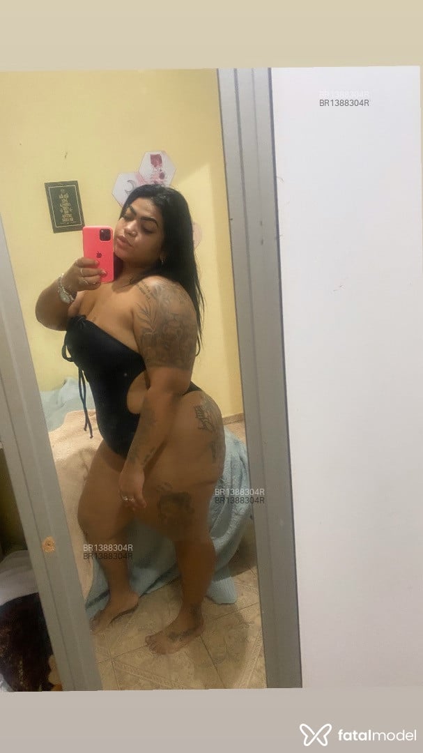 Acompanhante mulher morena (o) de olhos mel em Lorena - Joyc