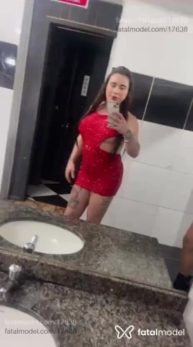 Acompanhante travesti com cabelo castanho de olhos castanhos em Erechim - Rafynha