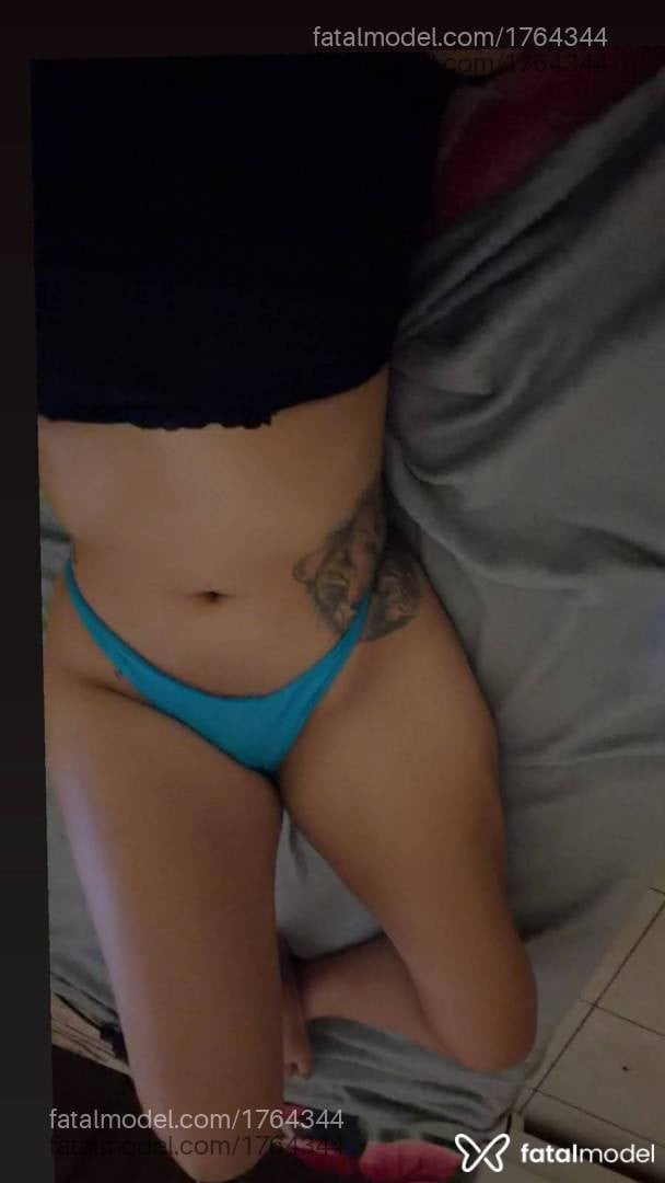 Acompanhante mulher com cabelo castanho de olhos pretos - Savanna Perez