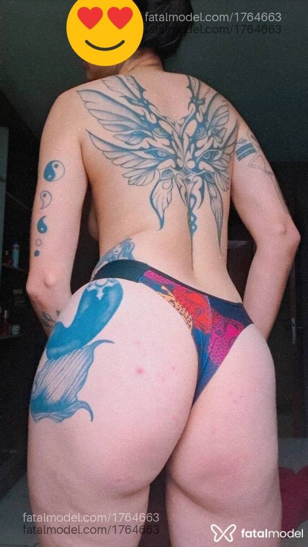 Acompanhante mulher morena (o) de olhos castanhos - Nina